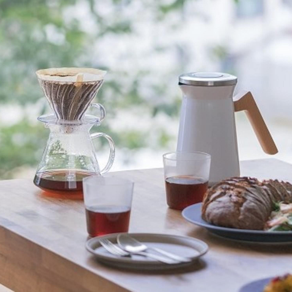 Hario V60 Glass Pour Over Brewing Kit, Size 02 – Clear