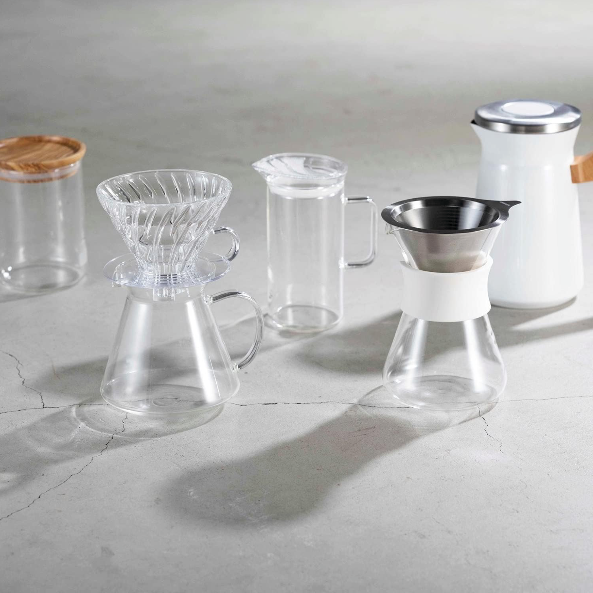 Hario V60 Glass Pour Over Brewing Kit, Size 02 – Clear